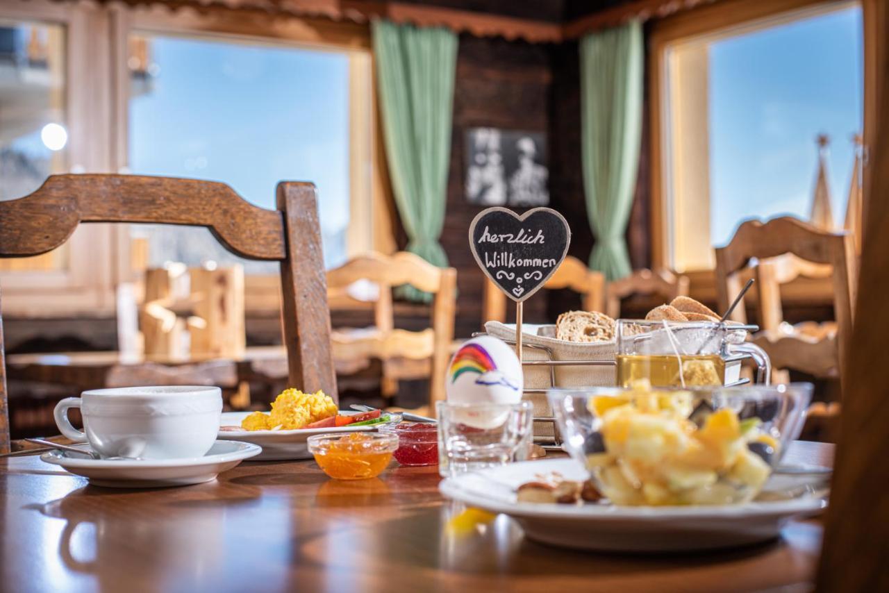 Hotel Slalom Бетмералп Екстериор снимка