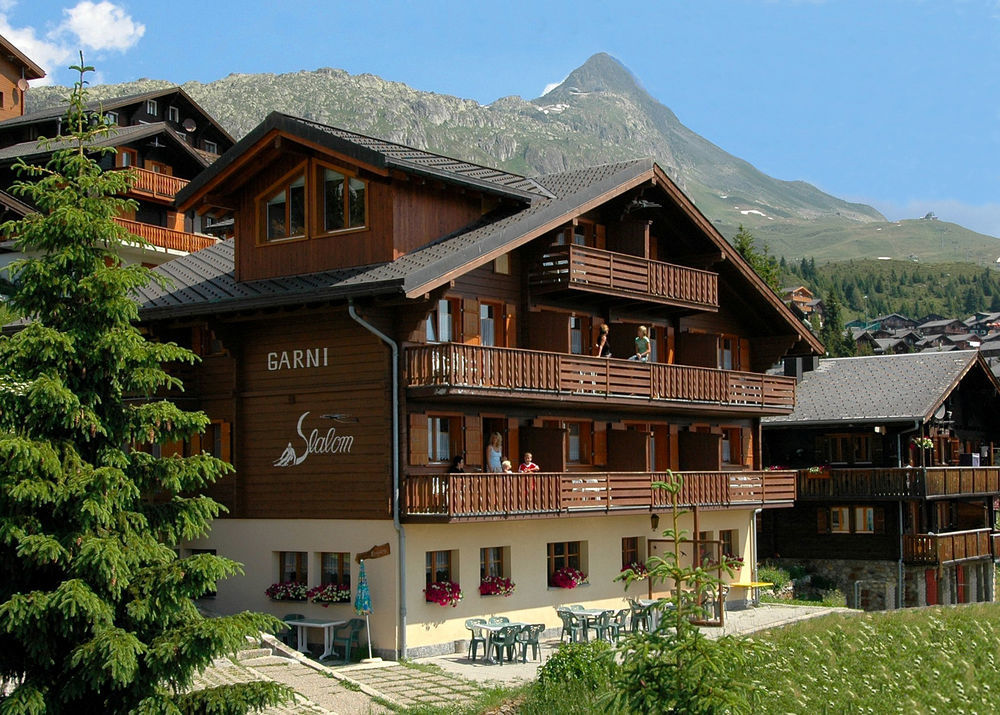 Hotel Slalom Бетмералп Екстериор снимка
